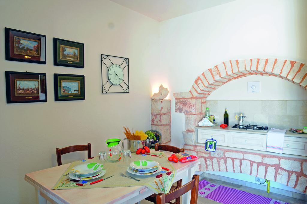 Micele Holiday Houses 로코로톤도 외부 사진
